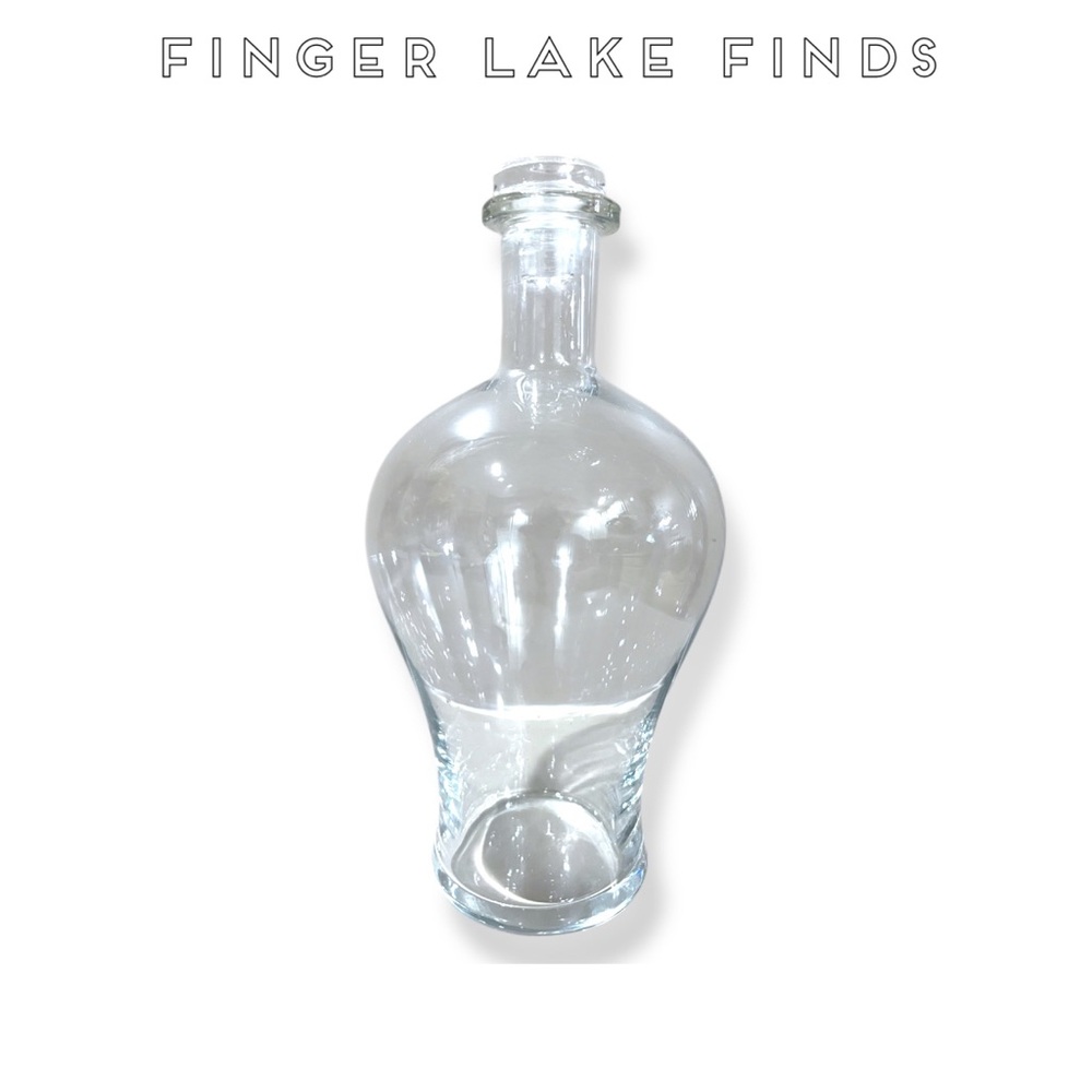 Elegant Clear Glass Decanter